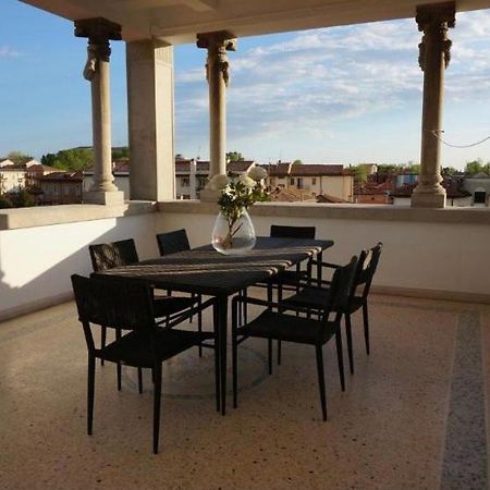 Stylish Penthouse Apartment In Venice Lido, 10 Minutes From Saint Marks Square 베니스-리도 외부 사진