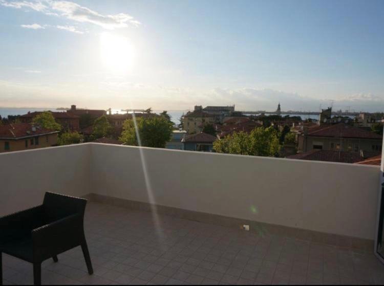 Stylish Penthouse Apartment In Venice Lido, 10 Minutes From Saint Marks Square 베니스-리도 외부 사진